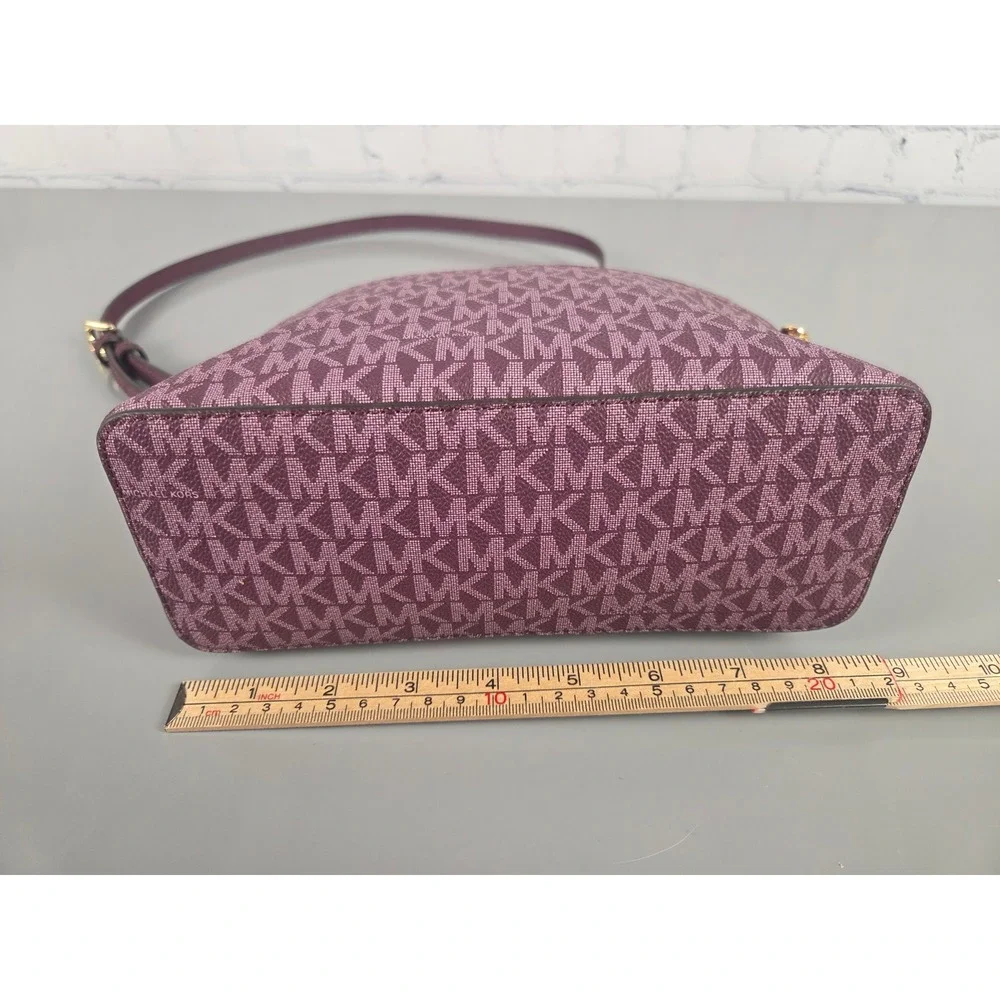 Michael Kors Jet Set Medium Dome Crossbody Bordeaux Mulberry Multi 35F1GTVC6B